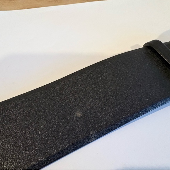 Authentic CHANEL Black Leather Belt with Silver Buckle - Picture 8 of 9